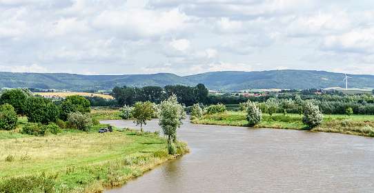De Weser vanaf de brug bij Hessisch Oldendorf