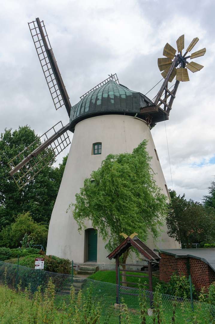 Klik hier voor de grotere foto