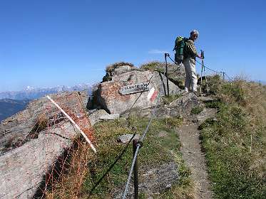 Hoogste punt van de Enzingerweg, Stangenhöhe 2203 m