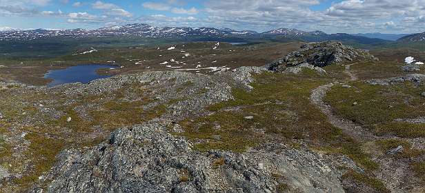 360 graden panorama from Sjnjerak near Kvikkjokk, click the expansion button above or view it on the [360Cities site](https://www.360cities.net/image/panorama-from-the-sjnjerak-near-kvikkjokk-in-lapland-sweden ^)