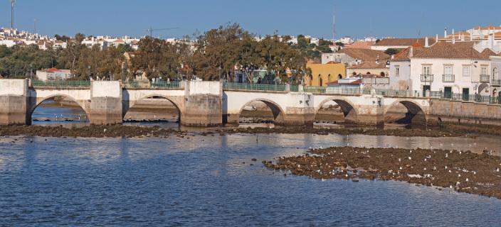 De oude brug in Tavira