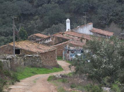 Een van de verlaten dorpen