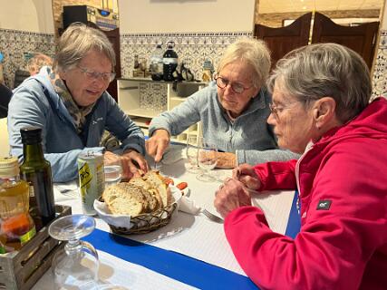 Corrie, Ida V, Anneke B