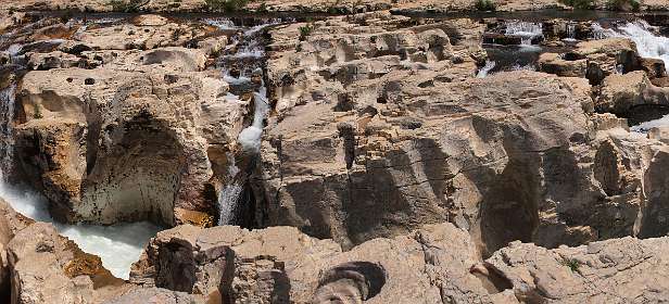 11: Cascades_de_Ceze_120510_10