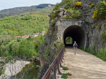 12: 170510111539LaDolceVia