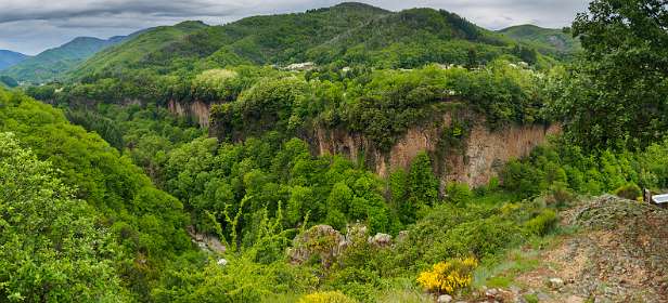 8: 170513110416PontDuDiable-Pano