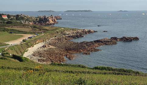 1: 2009 05 24_0597<br>Kust voor camping Le Ranolien