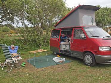 18: 2009 05 18_0296<br>Onze plek op de camping La Plage de Trez Rouz