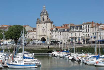 Porte de la Grosse Horloge aan de Vieux-Port