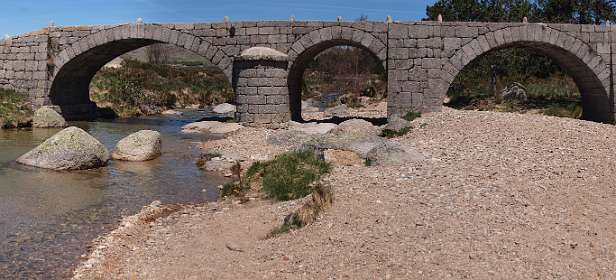 22: Mas_Camargues_120515_28<br>De brug over de Tarn