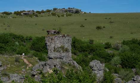 11: 170529103451Nimes-Le-Vieux
