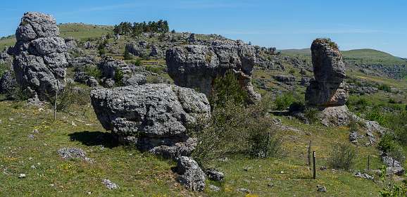38: 170529120404Nimes-Le-Vieux-Pano