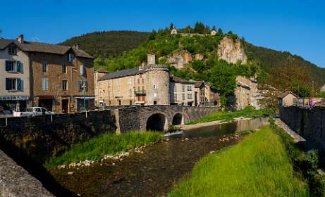 2: 170526094701naamloos-Pano<br>Meyrueis aan La Jonte