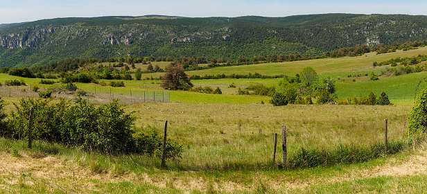 18: 170521120914Bruel-Pano<br>Uitzicht vanaf de Causse Méjean in de Gorges du Tarn