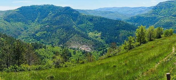 24: 170516135157Florac-Pano