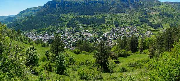 31: 170516142029Florac-Pano<br>Florac