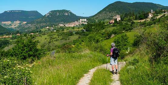 4: 170524104346Liaucous-Pano