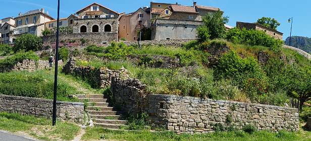 15: 170524115315Liaucous-Pano<br>Mostuéjouls