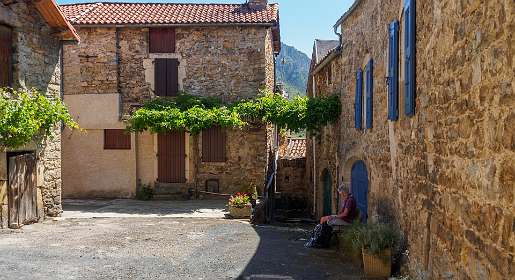 17: 170524115947Liaucous-HDR<br>Mostuéjouls