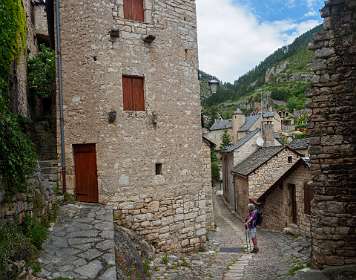 22: 170518140138Sainte-Enimie-Pano