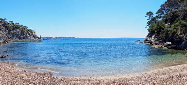 16: 190514-124136_SentierDuLitoral-Pano<br>Plage du Pontillon