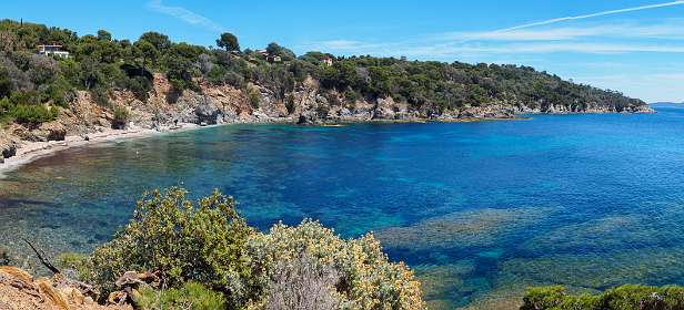 22: 190514-134307_SentierDuLitoral-Pano<br>Plage de l'Arboussière