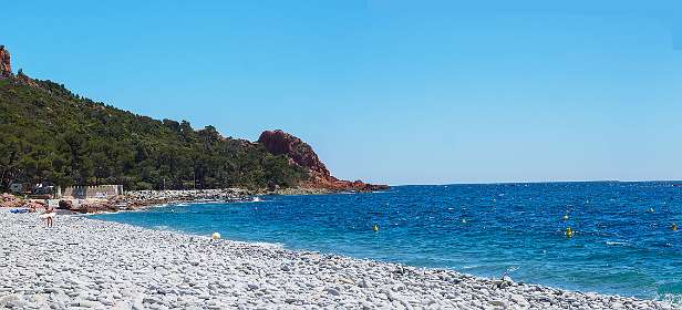 26: 19050529-2914040456_RondLeDramont-Pano<br>Cap du Dramont links en Ile d'Or rechts