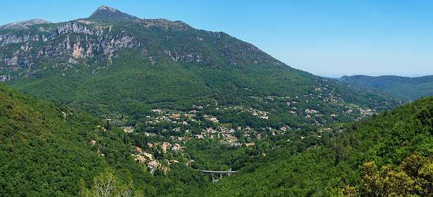 27: 19060603-0314070748_Gourdon-Pano