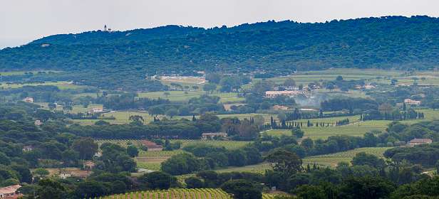 3: 19050525-2511282837_Ramatuelle-Pano<br>Uitzicht vanuit Ramatuelle richting camping