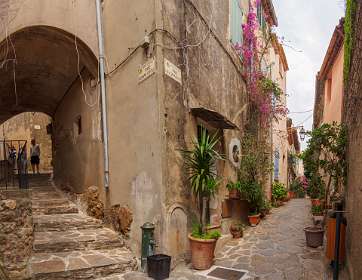 21: 19050525-2512343403_Ramatuelle-Pano