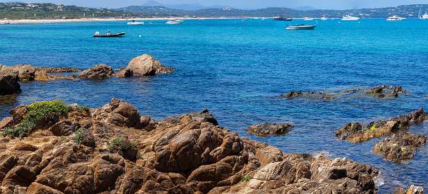 2: 19050523-2313383806_LesTournets-Pano<br>Baie de Pamplonne