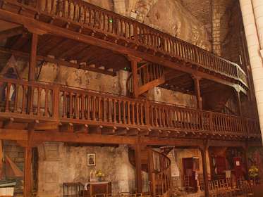 9: 2010 05 28_1320<br>Interieur Notre Dame