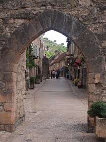 27: 2010 05 29_530_1410<br>Porte Hugon