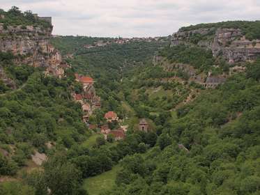 46: 2010 05 29_530_1478<br>Links Rocamadour, midden L'Hospitalet