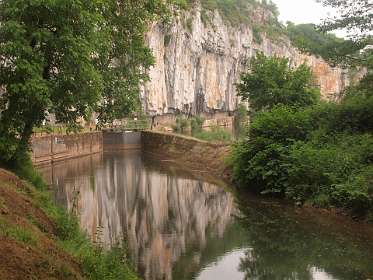 4: 2010 05 31_1531<br>Ecluse de Ganil