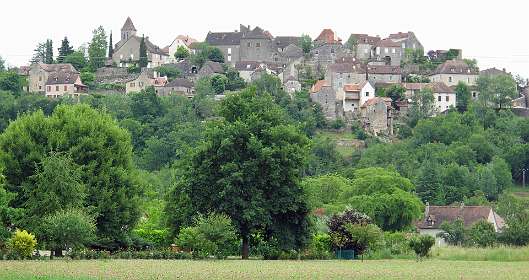 21: 2010 06 01_1588<br>Calvignac vanuit het westen