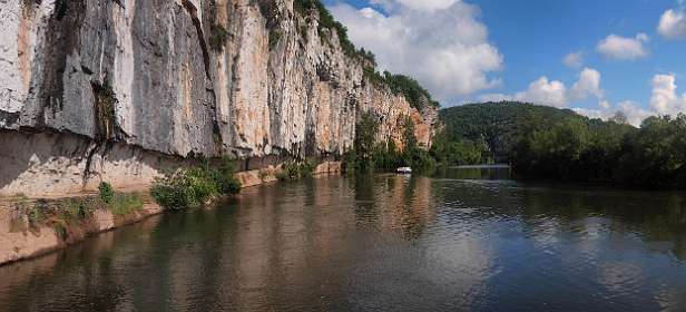 35: 2010 06 02_1627_AP9<br>Chemin de Halage langs de Lot