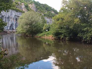 48: 2010 06 02_1656<br>De Célé komt hier in de Lot