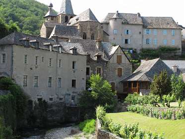 21: 2010 06 07_1982<br>Estaing