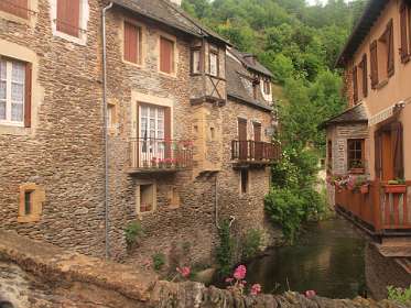 25: 2010 06 08_607_1995<br>Zijrivier de Coussane