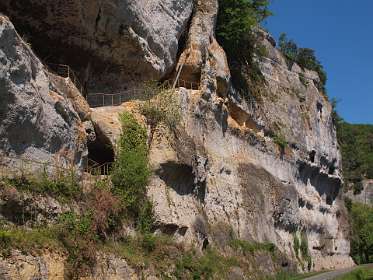 3: 10 20 05_0821<br>Prehisorische abris