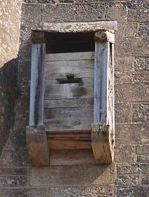 19: 2010 23 mei_1004<br>Poepdoos van de bedienden