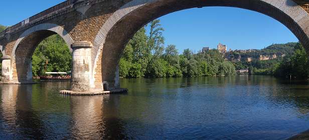 25: 2010 24 mei_1025_AP8<br>Spoorbrug over de Dordogne bij Beynac-et-Cazenac