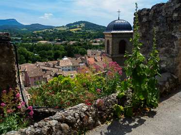 7: 170605152436Crest