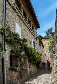 8: 170605152746Crest-Pano