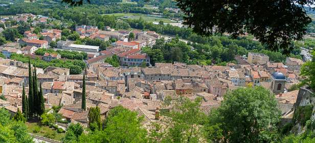 10: 170605153640Crest-Pano