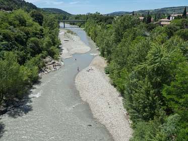 5: 160520-135018_Nyons<br>L'Eygues