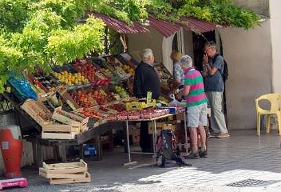 24: 160520-160735_Nyons