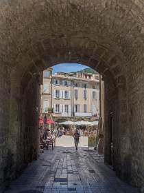 23: 160521-135314_Nyons-HDR