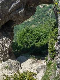 21: 160623-135240_Poet-Laval-HDR<br>LeTtrou du Furet